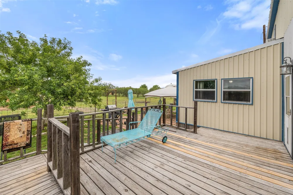 3210 County Rd 226 Giddings, TX 78942