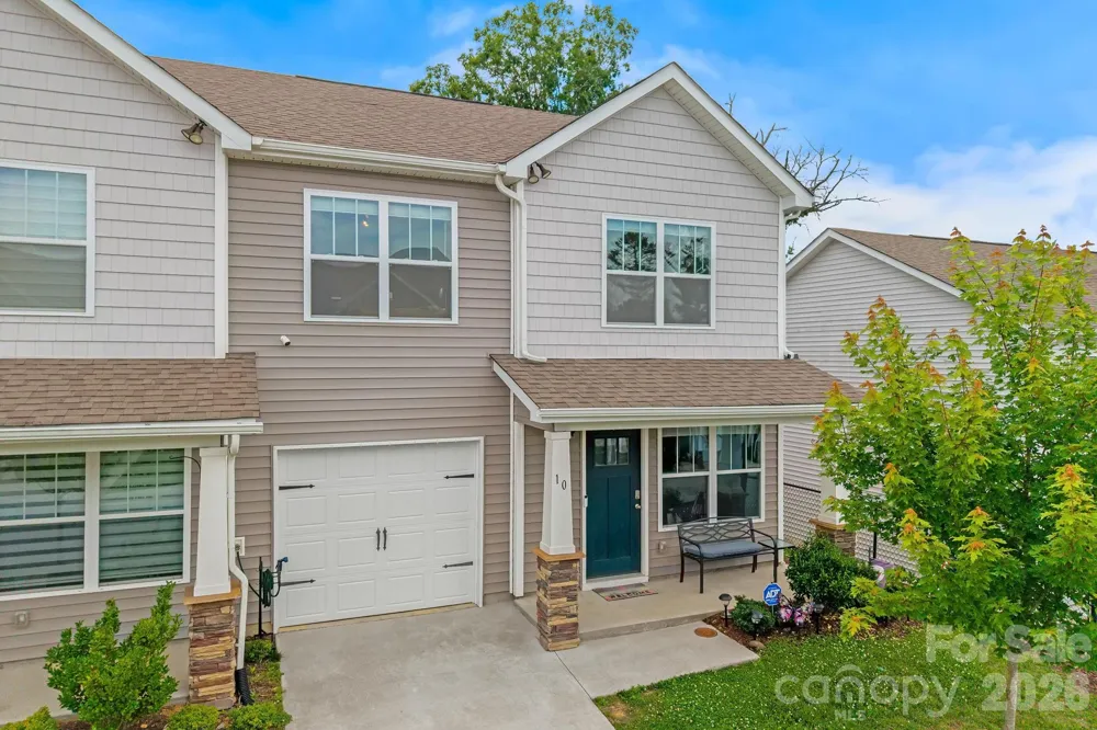 10 Benedict Lane Weaverville, NC 28787