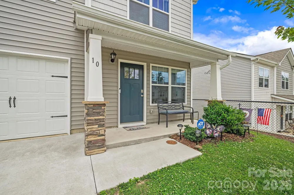 10 Benedict Lane Weaverville, NC 28787
