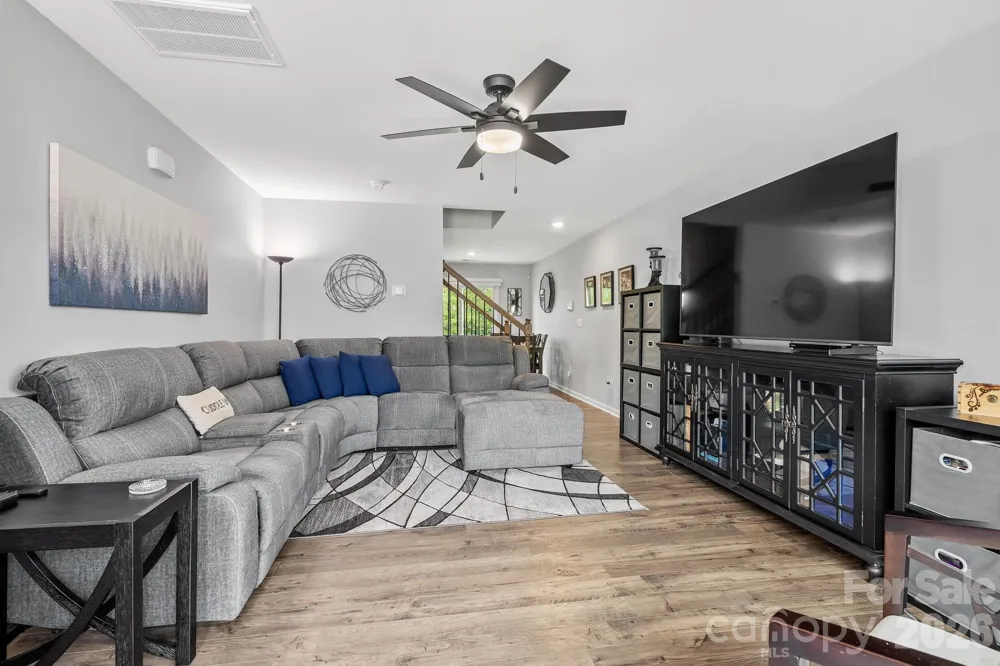 10 Benedict Lane Weaverville, NC 28787