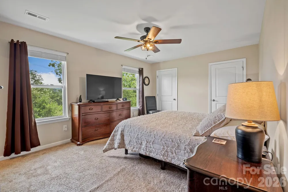 10 Benedict Lane Weaverville, NC 28787