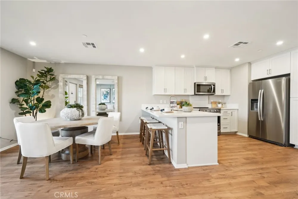 16115 Lumia Way Fontana, CA 92336
