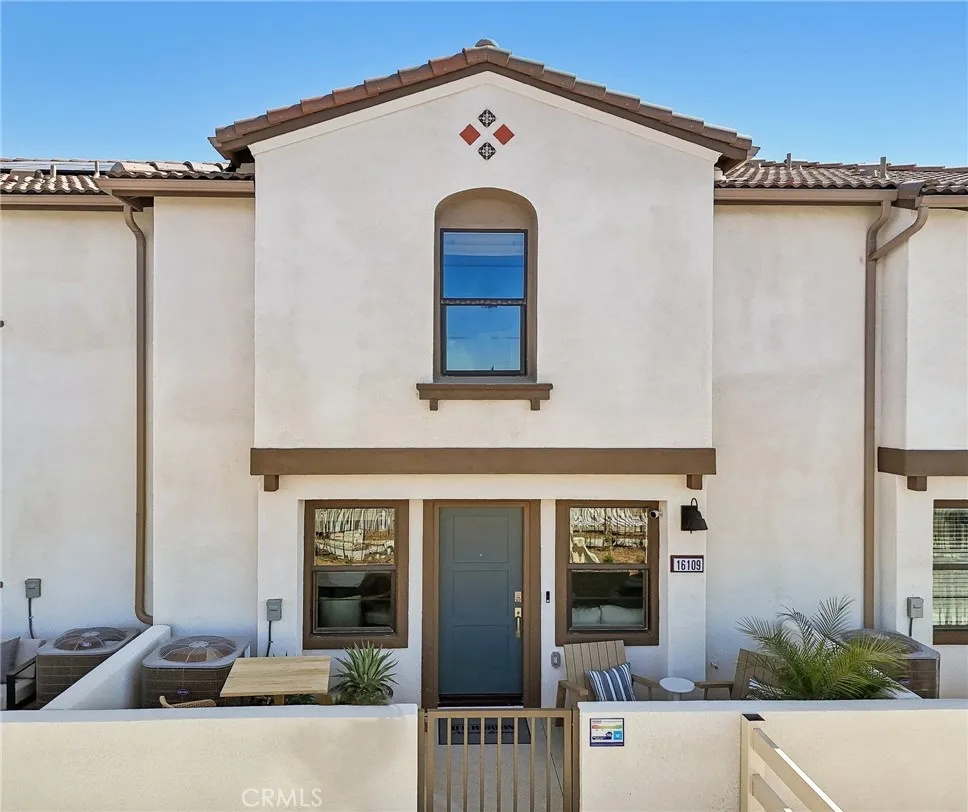 16115 Lumia Way Fontana, CA 92336