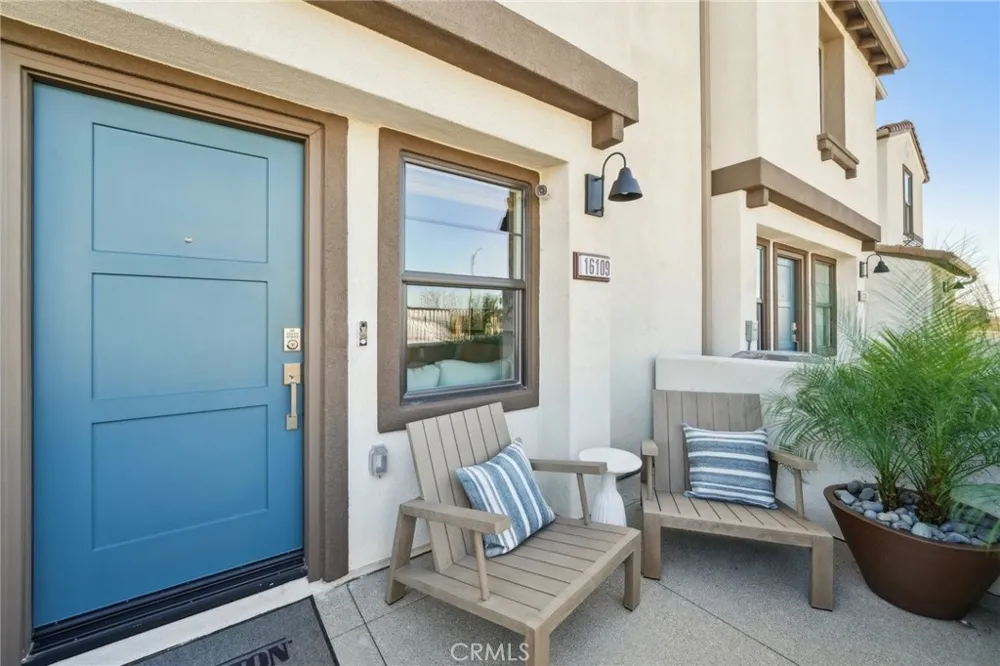 16115 Lumia Way Fontana, CA 92336