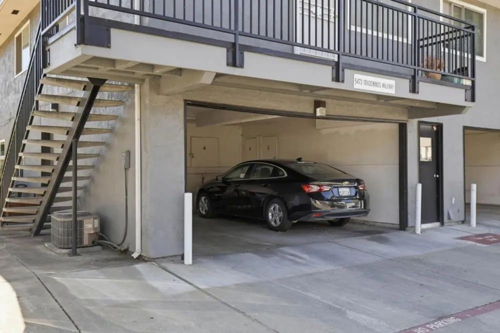5473 Tradewinds #2 San Jose, CA 95123