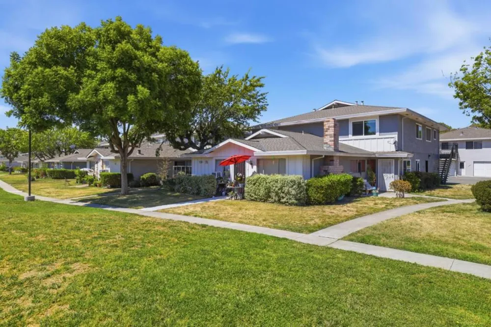 5473 Tradewinds #2 San Jose, CA 95123