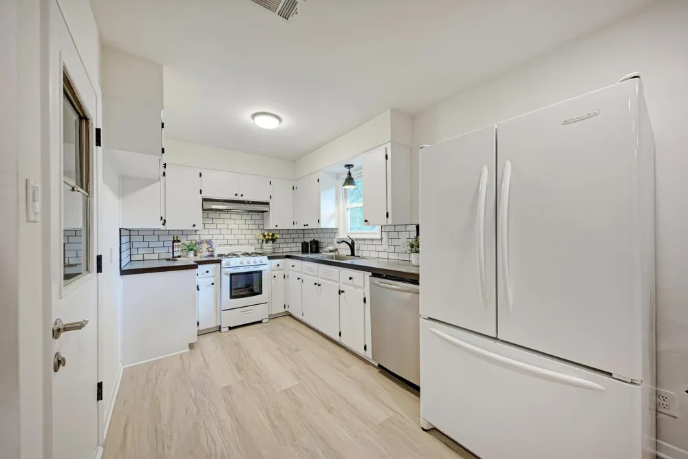 1500 Fairfield Drive Austin, TX 78757