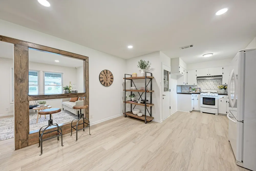 1500 Fairfield Drive Austin, TX 78757