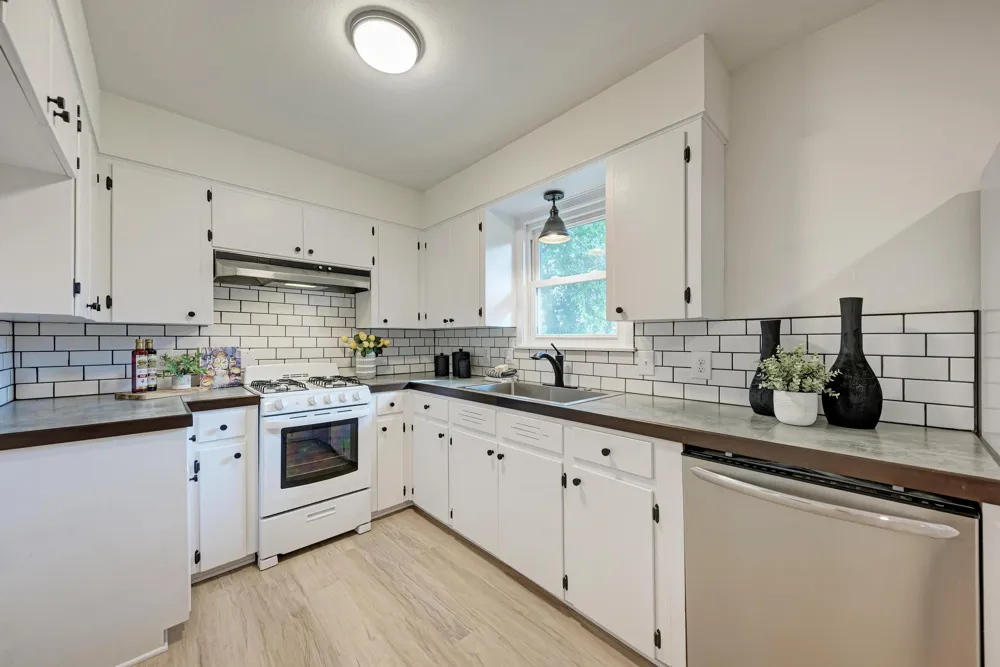 1500 Fairfield Drive Austin, TX 78757