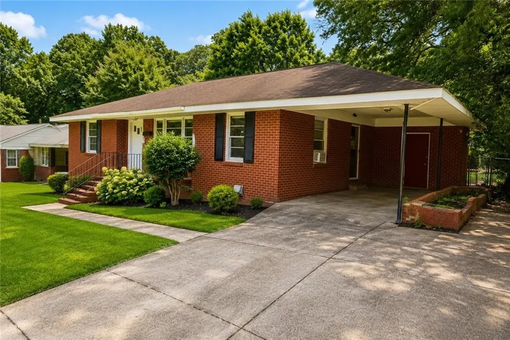 29 Artillery Drive Columbus, GA 31903