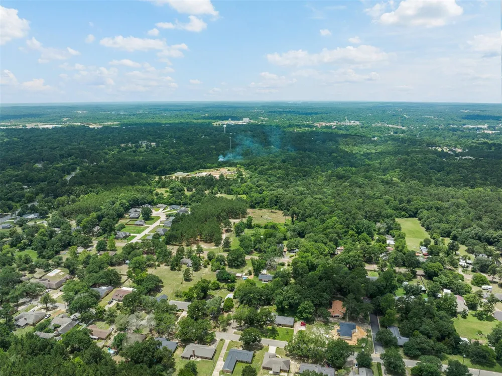 2823 Center Road Nacogdoches, TX 75961