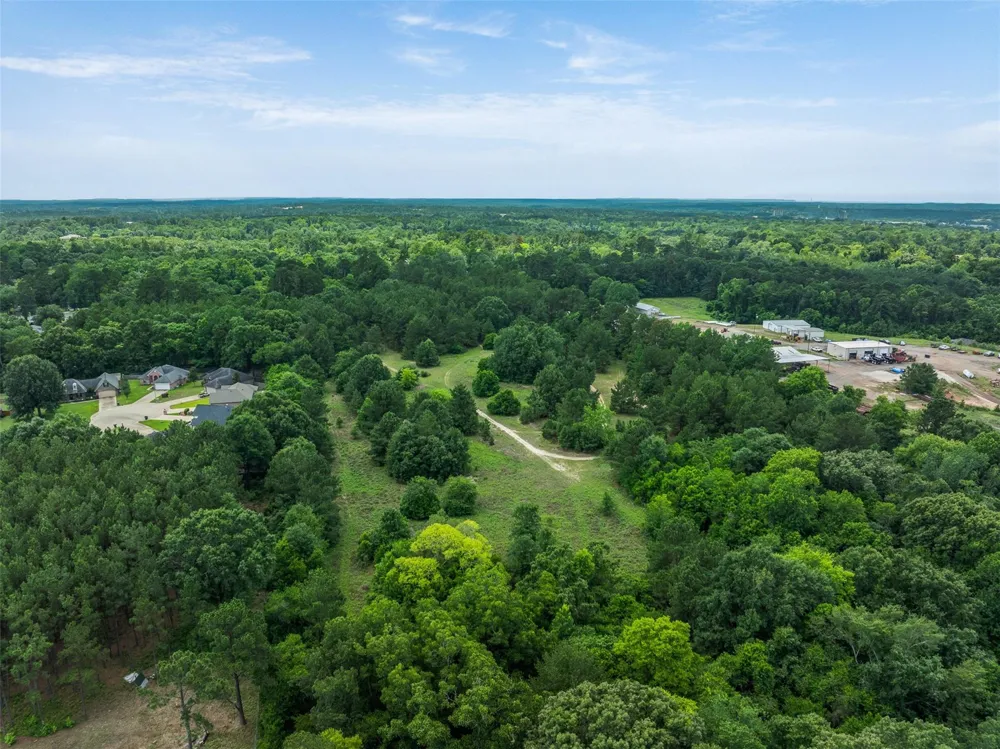 2823 Center Road Nacogdoches, TX 75961