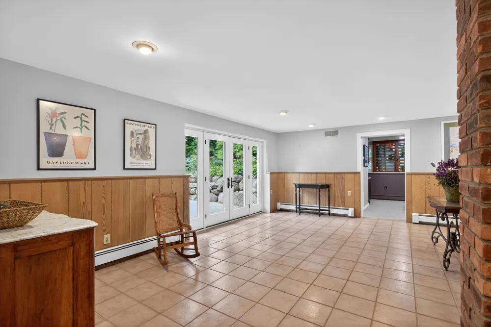 3600 Hendee Road Blackman Charter Township, MI 49201