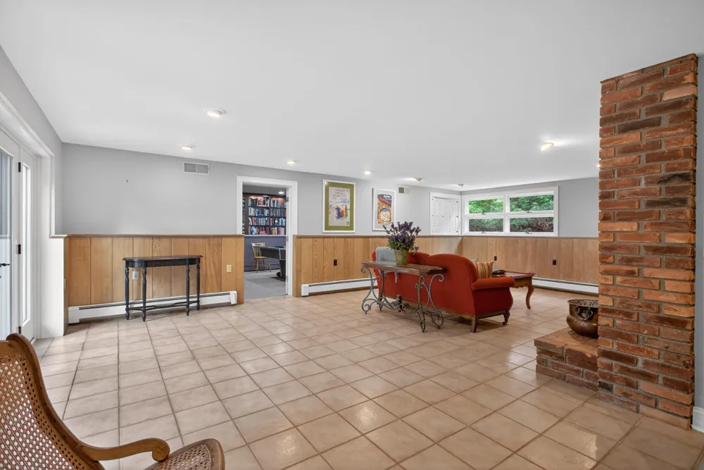 3600 Hendee Road Blackman Charter Township, MI 49201