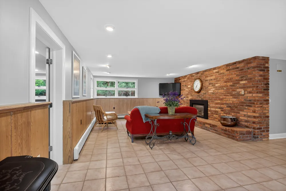 3600 Hendee Road Blackman Charter Township, MI 49201