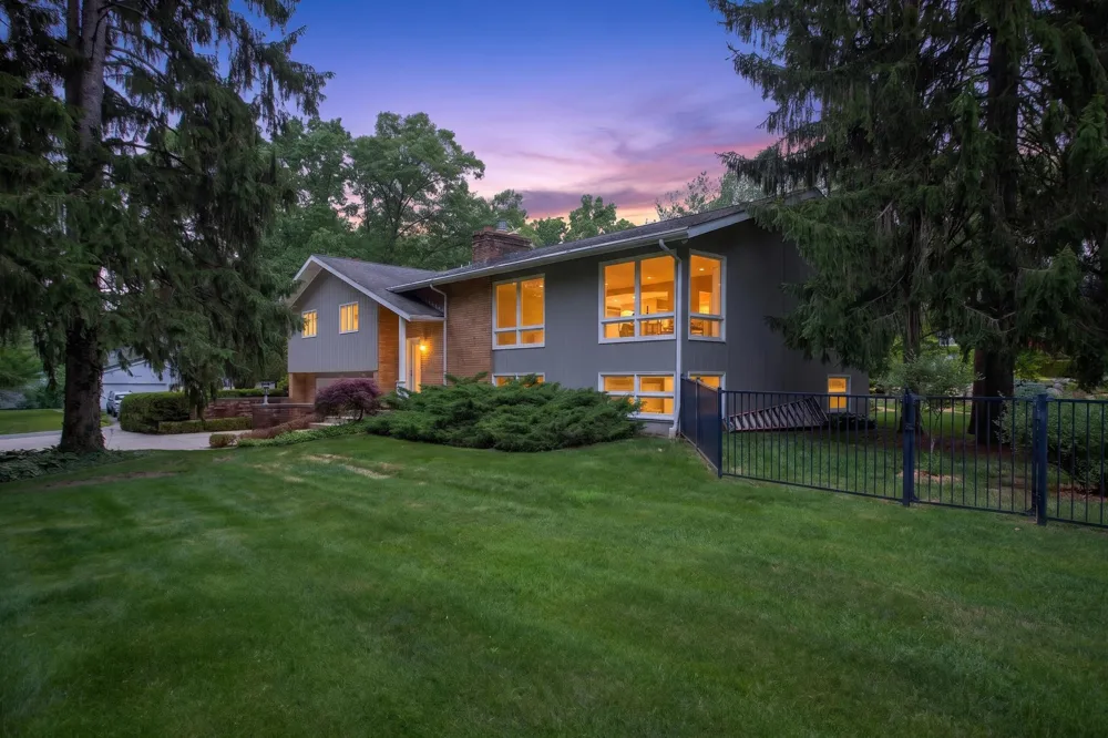 3600 Hendee Road Blackman Charter Township, MI 49201