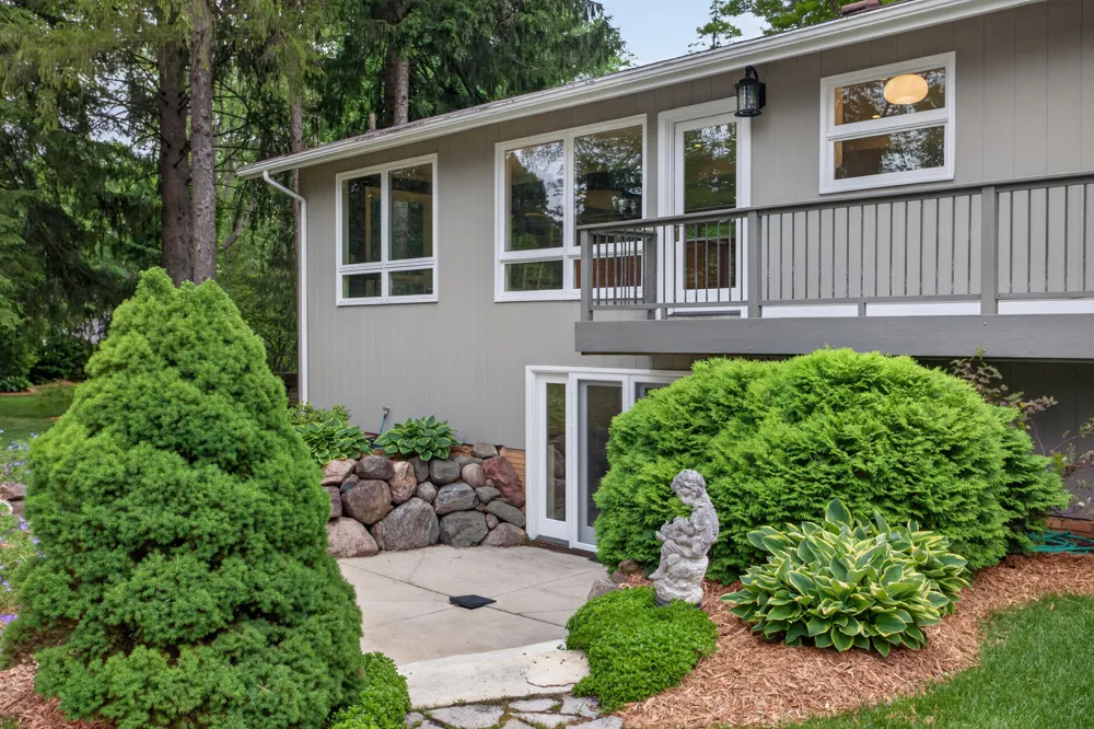3600 Hendee Road Blackman Charter Township, MI 49201