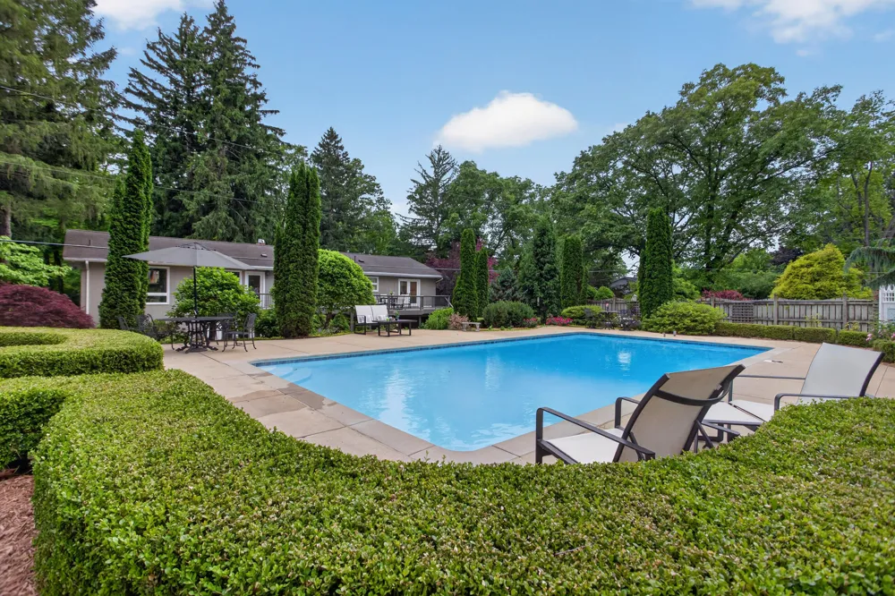3600 Hendee Road Blackman Charter Township, MI 49201