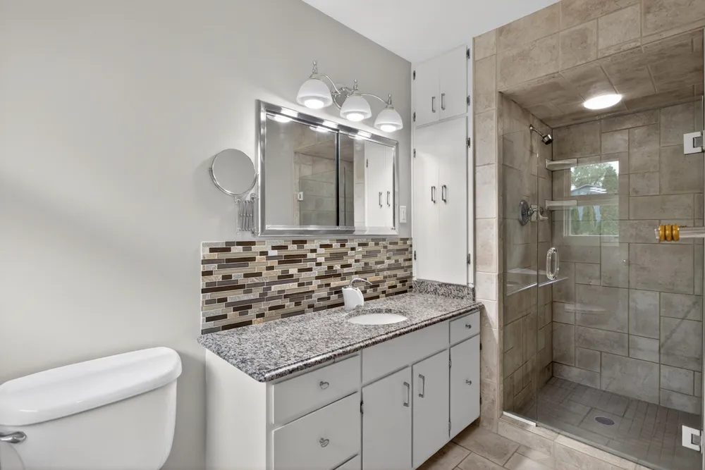 3600 Hendee Road Blackman Charter Township, MI 49201