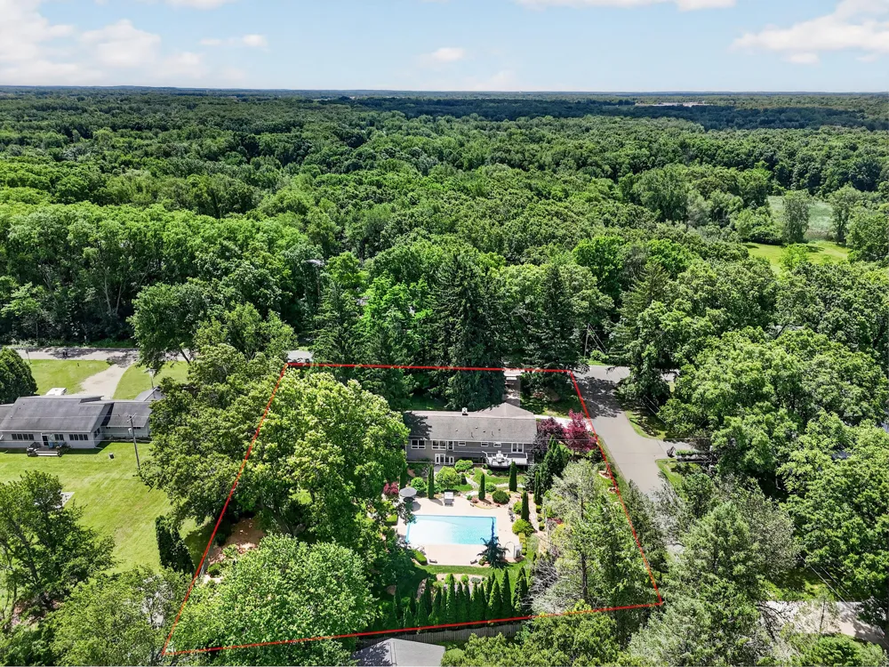 3600 Hendee Road Blackman Charter Township, MI 49201