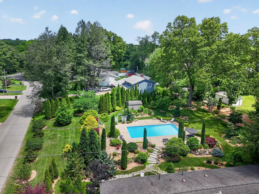 3600 Hendee Road Blackman Charter Township, MI 49201