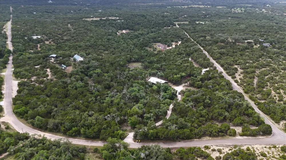 1550 Montell Road Wimberley, TX 78676
