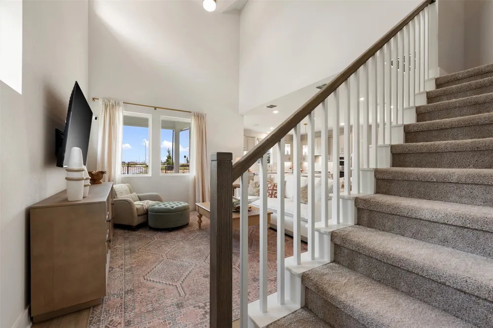 152 Ranier Way Dripping Springs, TX 78620