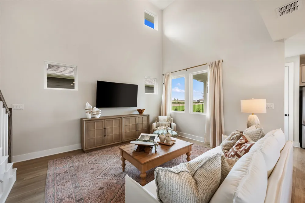 152 Ranier Way Dripping Springs, TX 78620