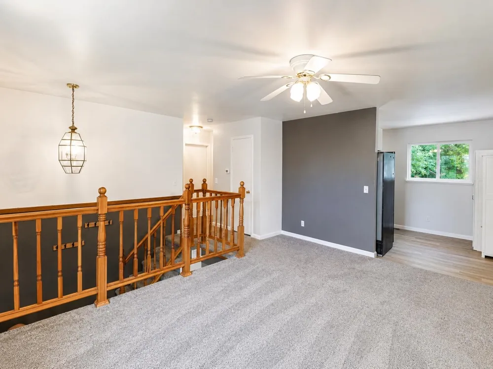 1712 Elm Street Mt Pleasant City, MI 48858