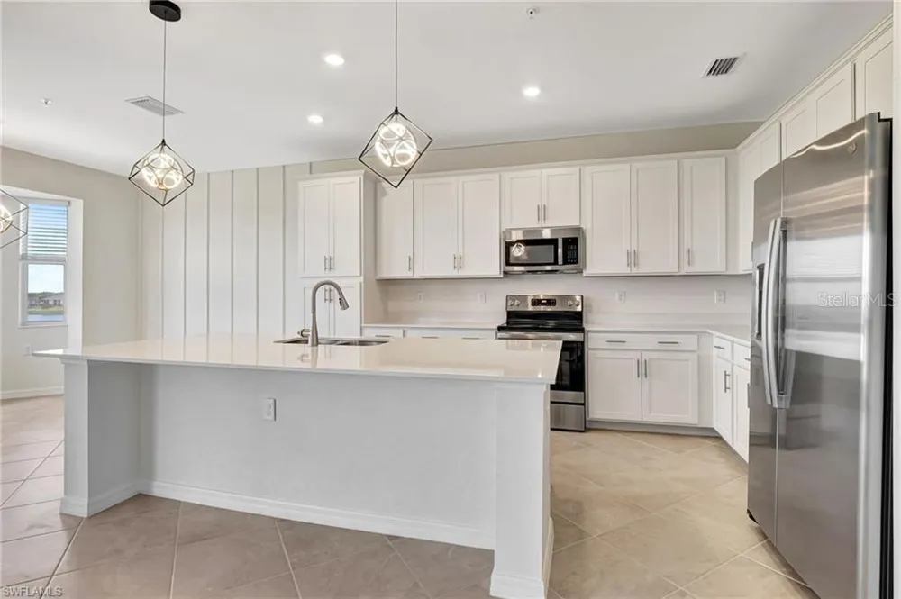 5629 DOUBLE EAGLE CIRCLE #4242 Ave Maria, FL 34142