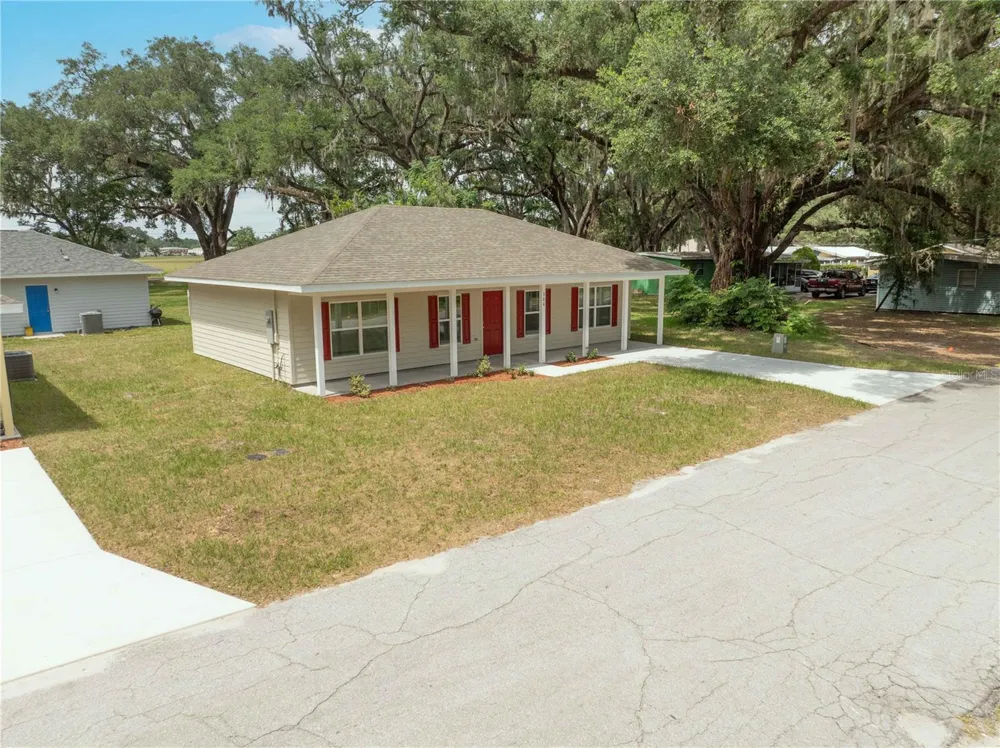 306 E GEORGIA AVENUE Bushnell, FL 33513