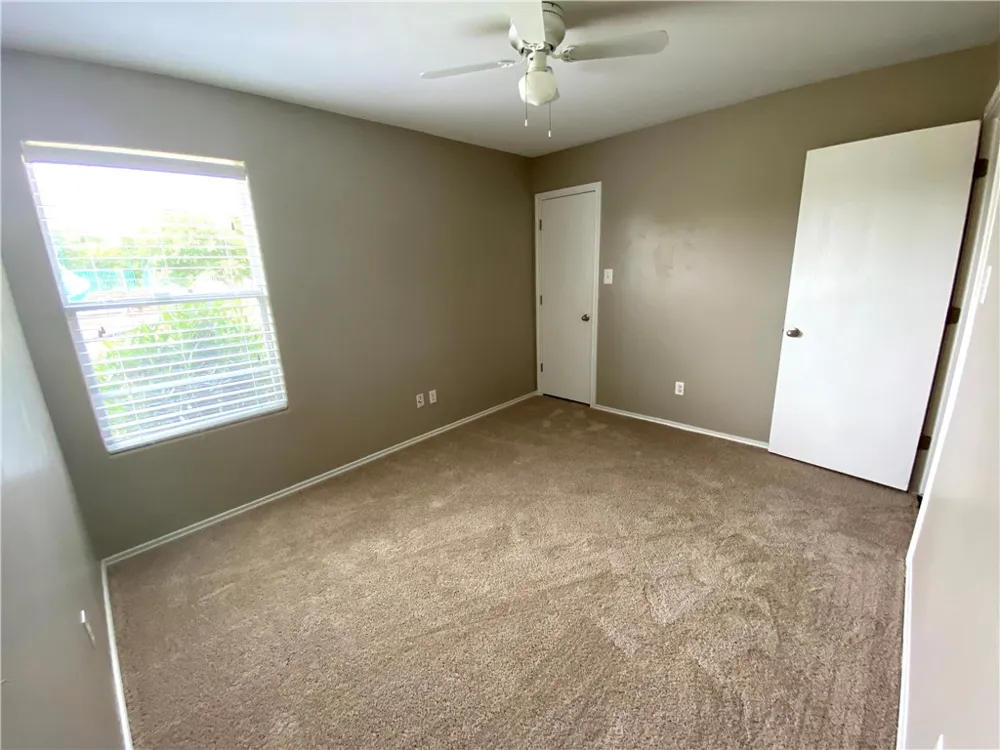12817 Chime Drive Manor, TX 78653