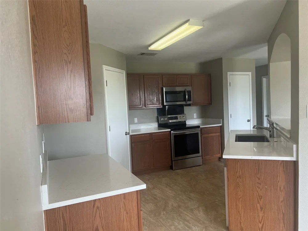 12817 Chime Drive Manor, TX 78653