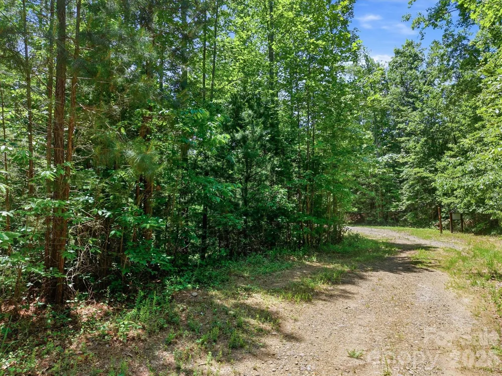 602 Low Valley Way #602 Lenoir, NC 28645