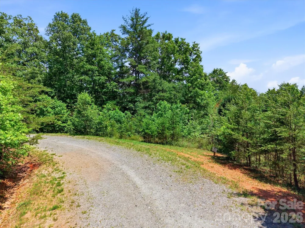 602 Low Valley Way #602 Lenoir, NC 28645