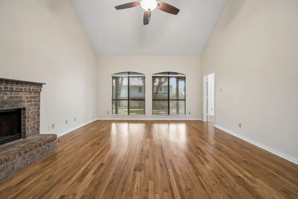 2612 Fountainview Drive Corinth, TX 76210