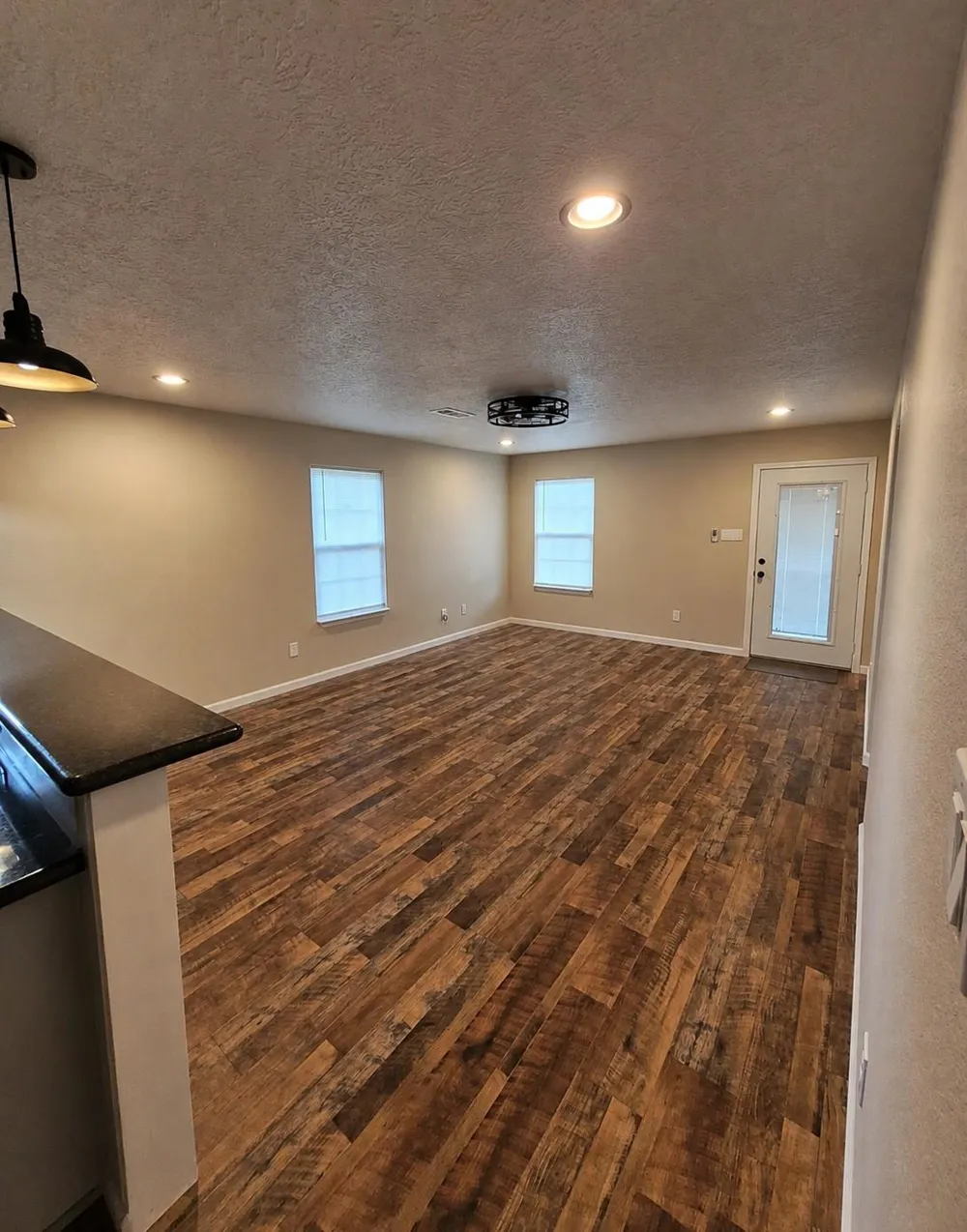 410 S Tannahill Street Vidor, TX 77662