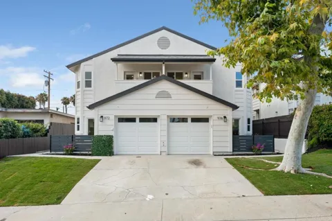 972 Sapphire Street