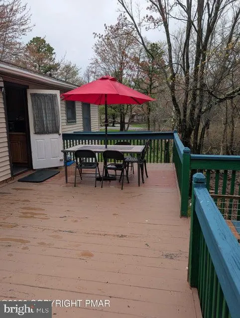 1514 CLOVER ROAD Long Pond, PA 18334