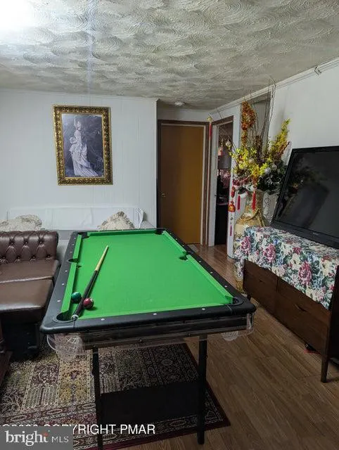 1514 CLOVER ROAD Long Pond, PA 18334