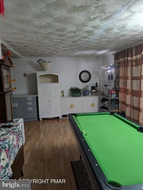 1514 CLOVER ROAD Long Pond, PA 18334
