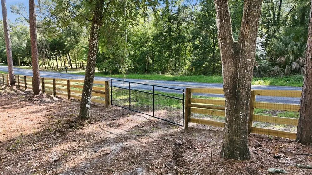 5230 S ROBERT BLAKE AVENUE Inverness, FL 34452