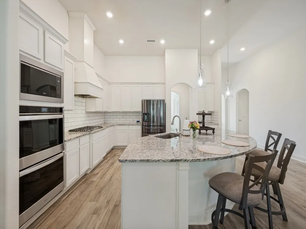 102 White Oak Drive Krugerville, TX 76227