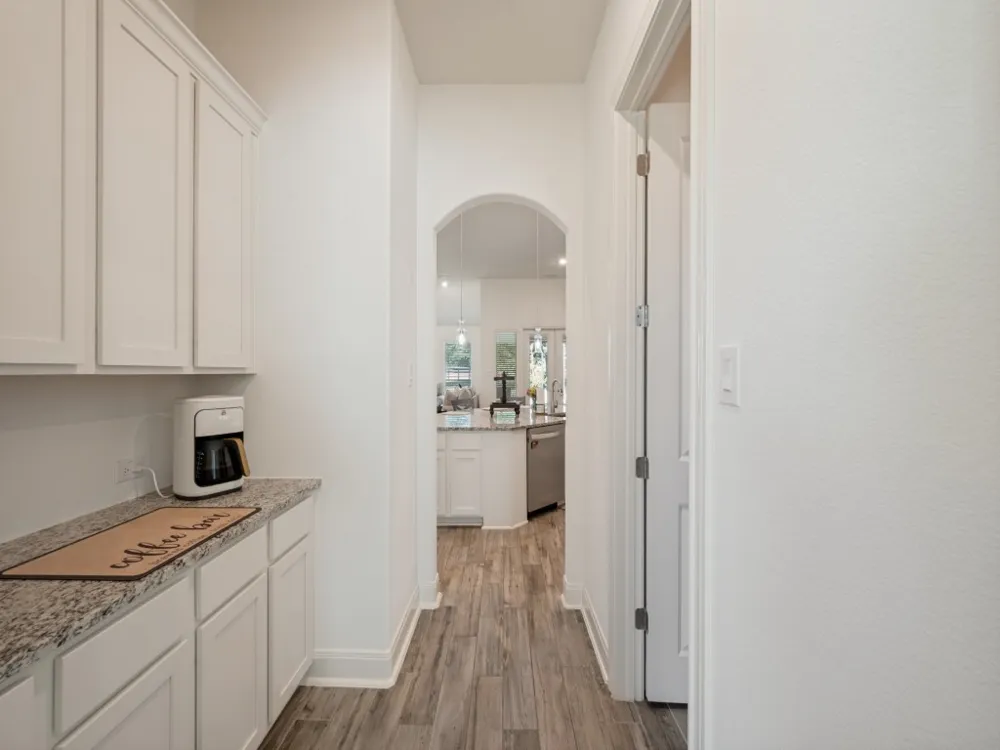 102 White Oak Drive Krugerville, TX 76227