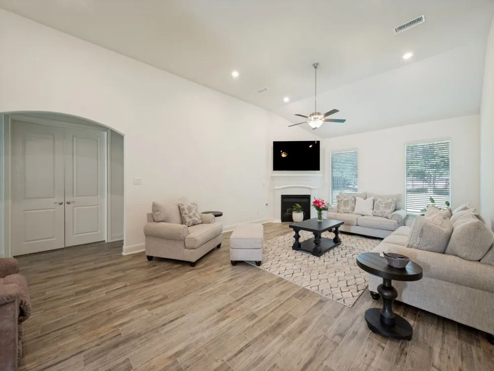 102 White Oak Drive Krugerville, TX 76227