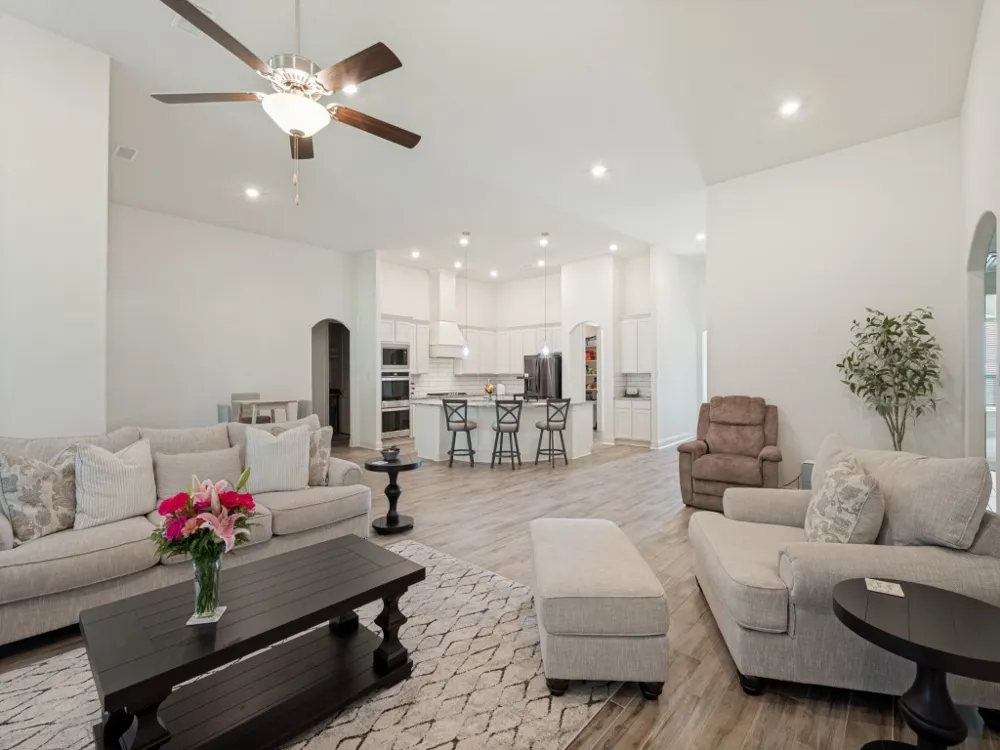 102 White Oak Drive Krugerville, TX 76227
