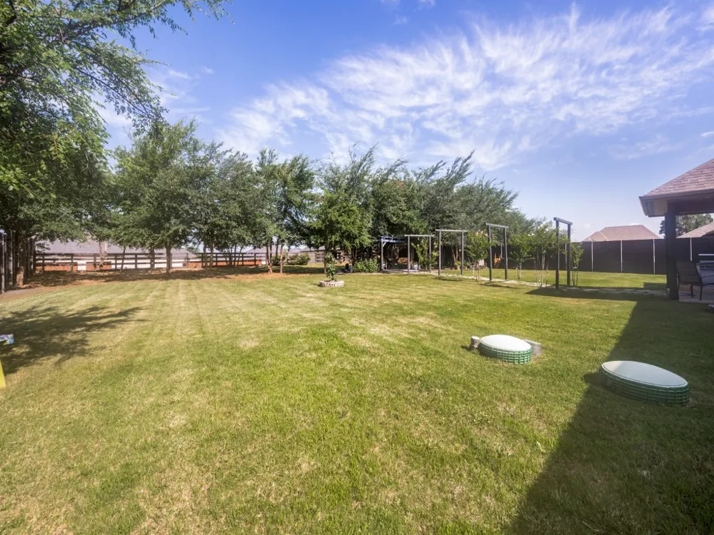 102 White Oak Drive Krugerville, TX 76227
