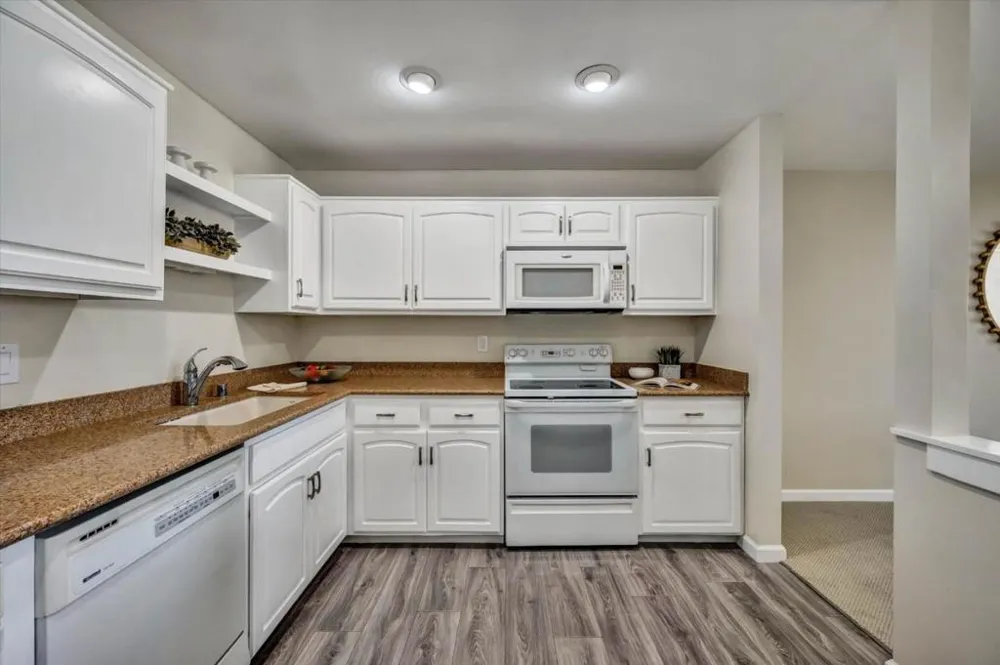1170 Foster City Boulevard #107 Foster City, CA 94404