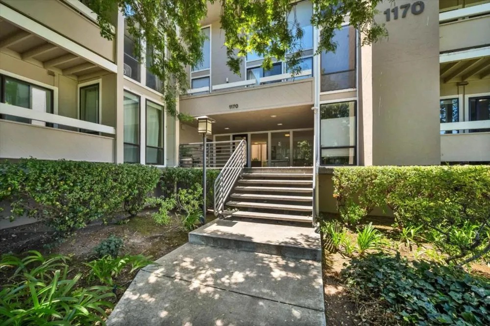 1170 Foster City Boulevard #107 Foster City, CA 94404