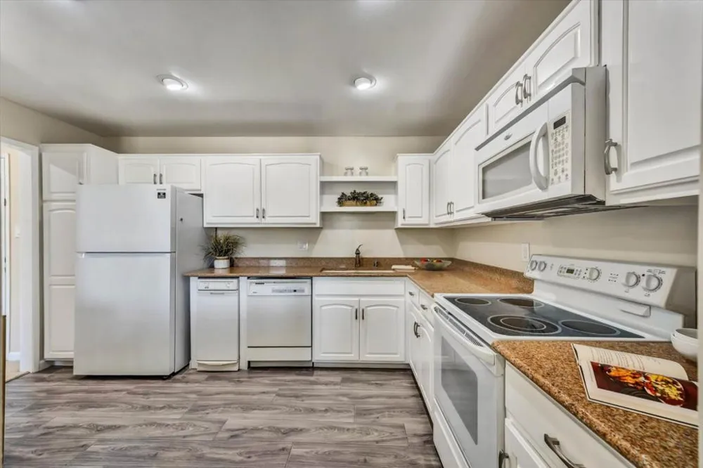 1170 Foster City Boulevard #107 Foster City, CA 94404